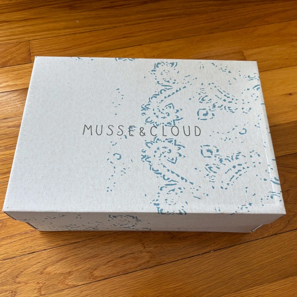 🖤 Suede Double Strap Platform Sandal 🖤 - Picture 12 of 15